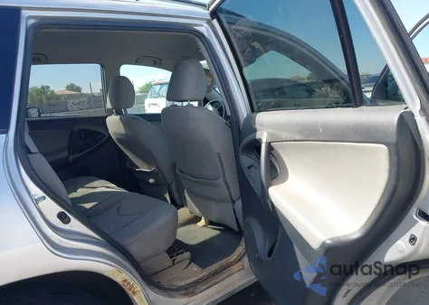 2011 Toyota Rav4 z USA, uszkodzony, nr VIN 2T3BF4DV5BW084545